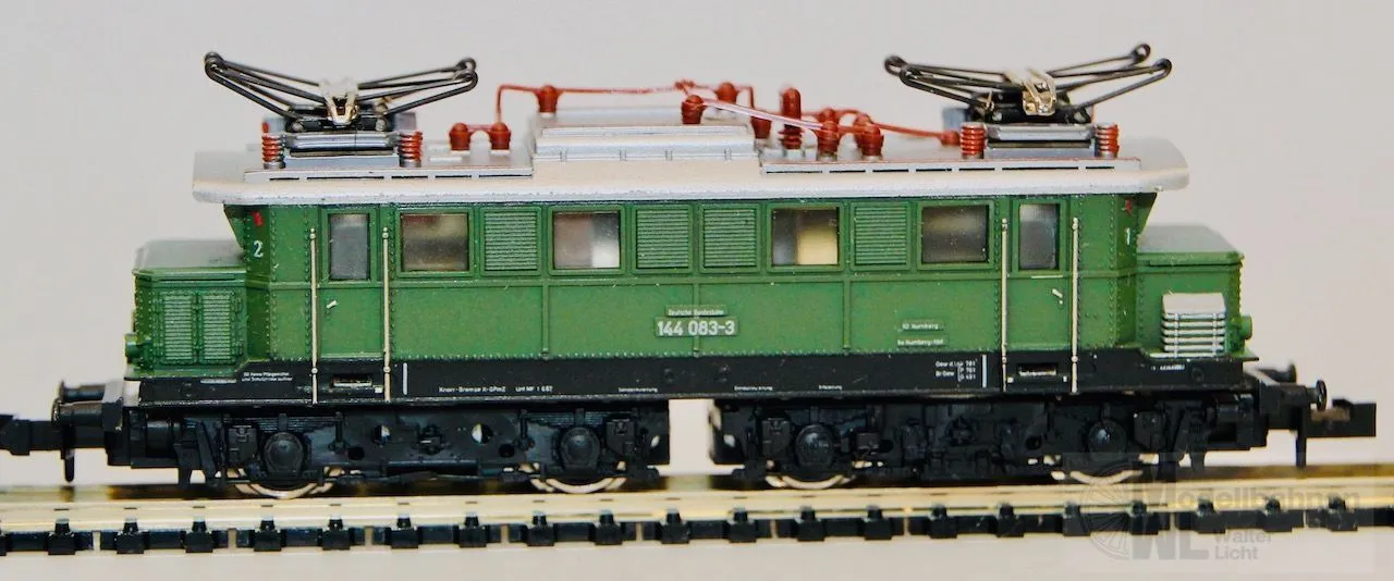 Trix 12033 - MINITRIX - E-Lok BR 144 083-3 DB Ep.IV N 1:160
