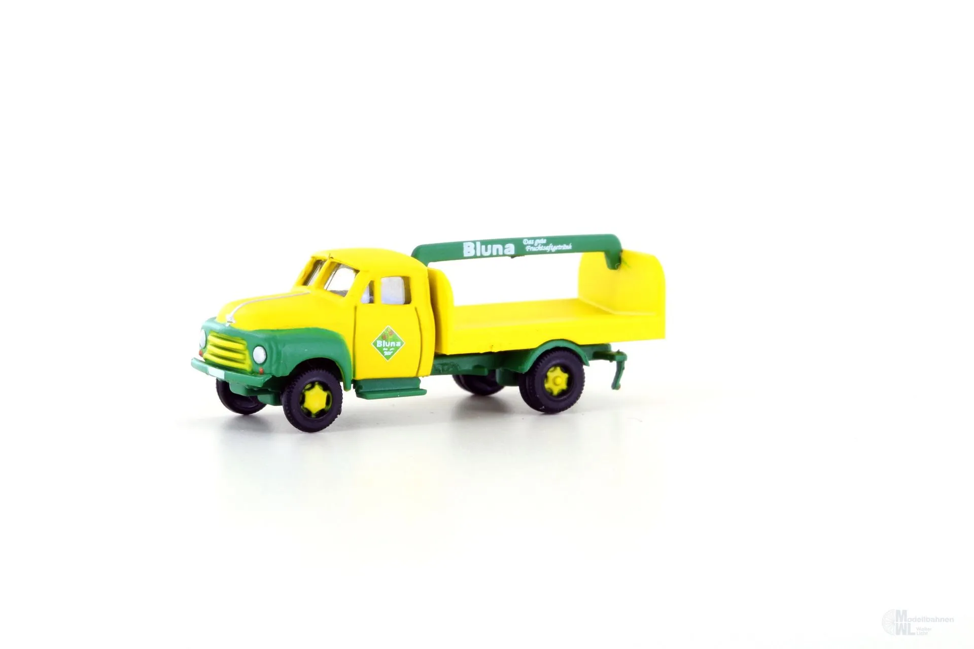 Lemke Minis 3237 - Opel Blitz Getränkepritsche Bluna N 1:160