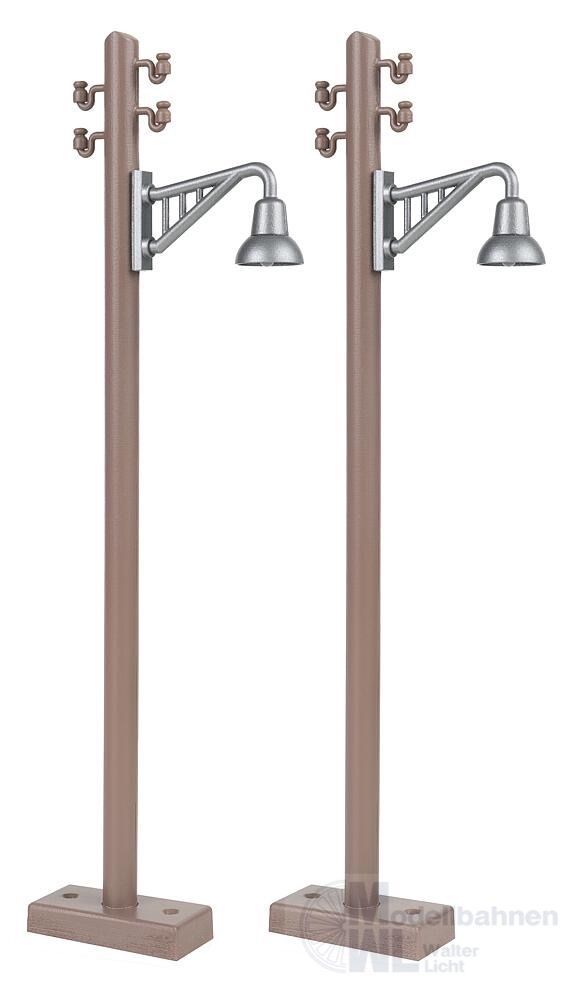 Pola 333233 - Holzmast mit Auslegerleuchte 2 Stück LGB 1:22,5