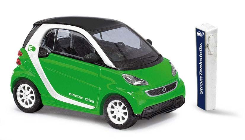 Busch 46225 - Smart Fortwo electic drive grün H0 1:87 Busch 46225 - Smart Fortwo electic drive grün H0 1:87
