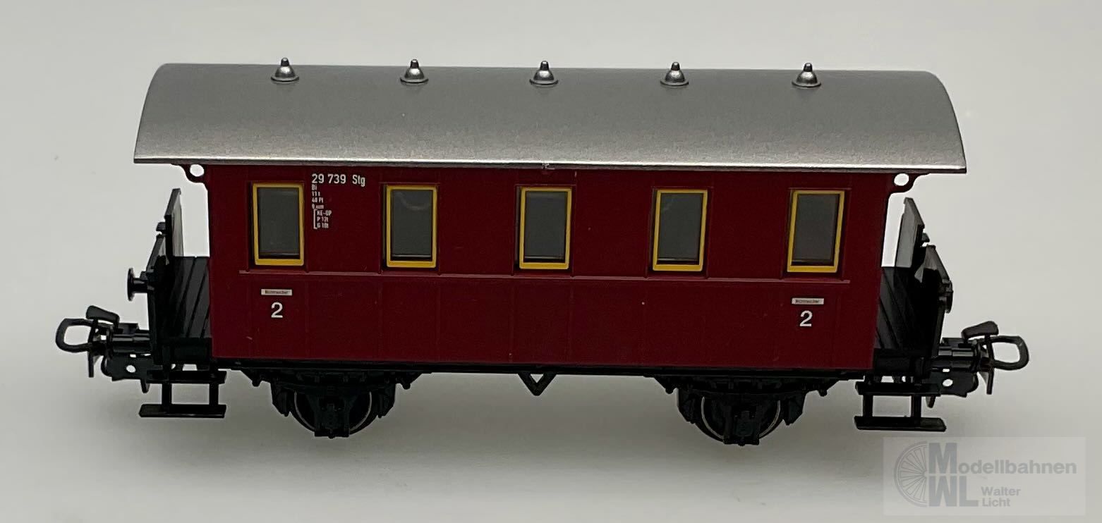 Märklin 29537 - MÄRKLIN - Personenwagen 2-achs rot H0/WS