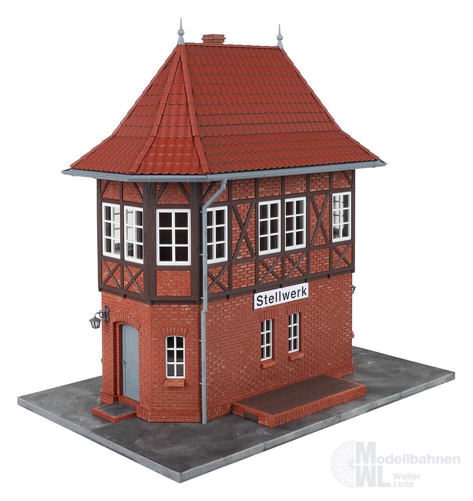 Pola 330883 - Stellwerk mit Fachwerk LGB 1:22,5