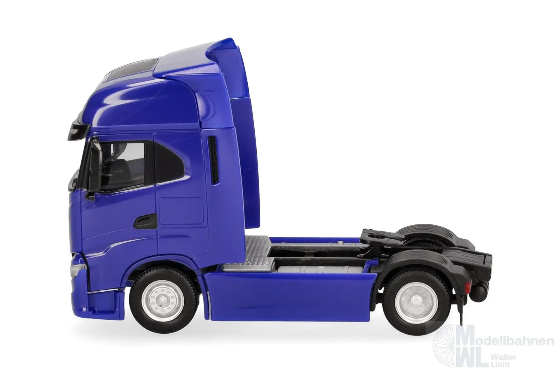 Herpa 319461-002 - Iveco S-Way facelift Zugmaschine 2achs ultramarinblau H0 1:87