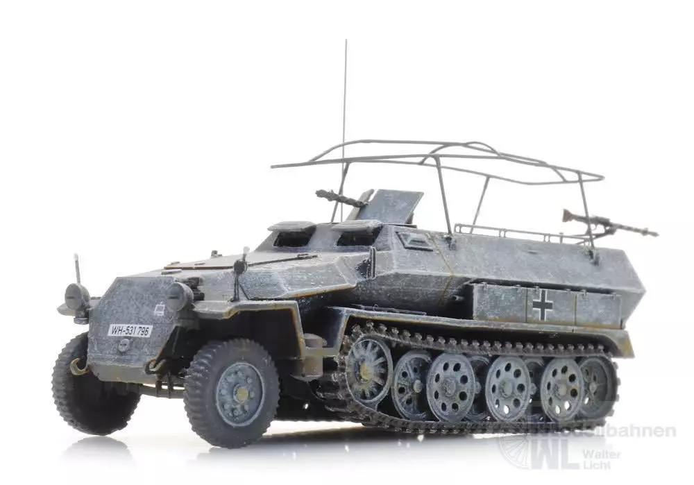 ARTITEC b.v. 6870482 - WM Sd.Kfz. 251/3 Ausf. C Funkpanzerwagen Winter H0 1:87