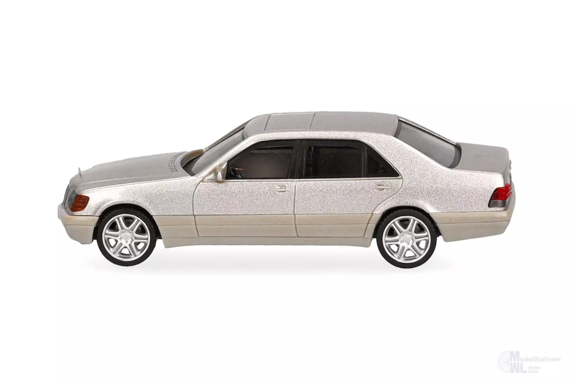 Herpa 030946-002 - Mercedes-Benz 600 SEL V12 rauchsilber H0 1:87
