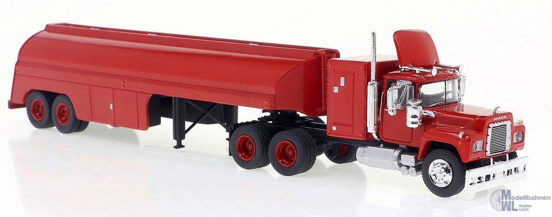 Brekina 85814 - Mack RS Fire Car H0 1:87 Brekina 85814 - Mack RS Fire Car H0 1:87
