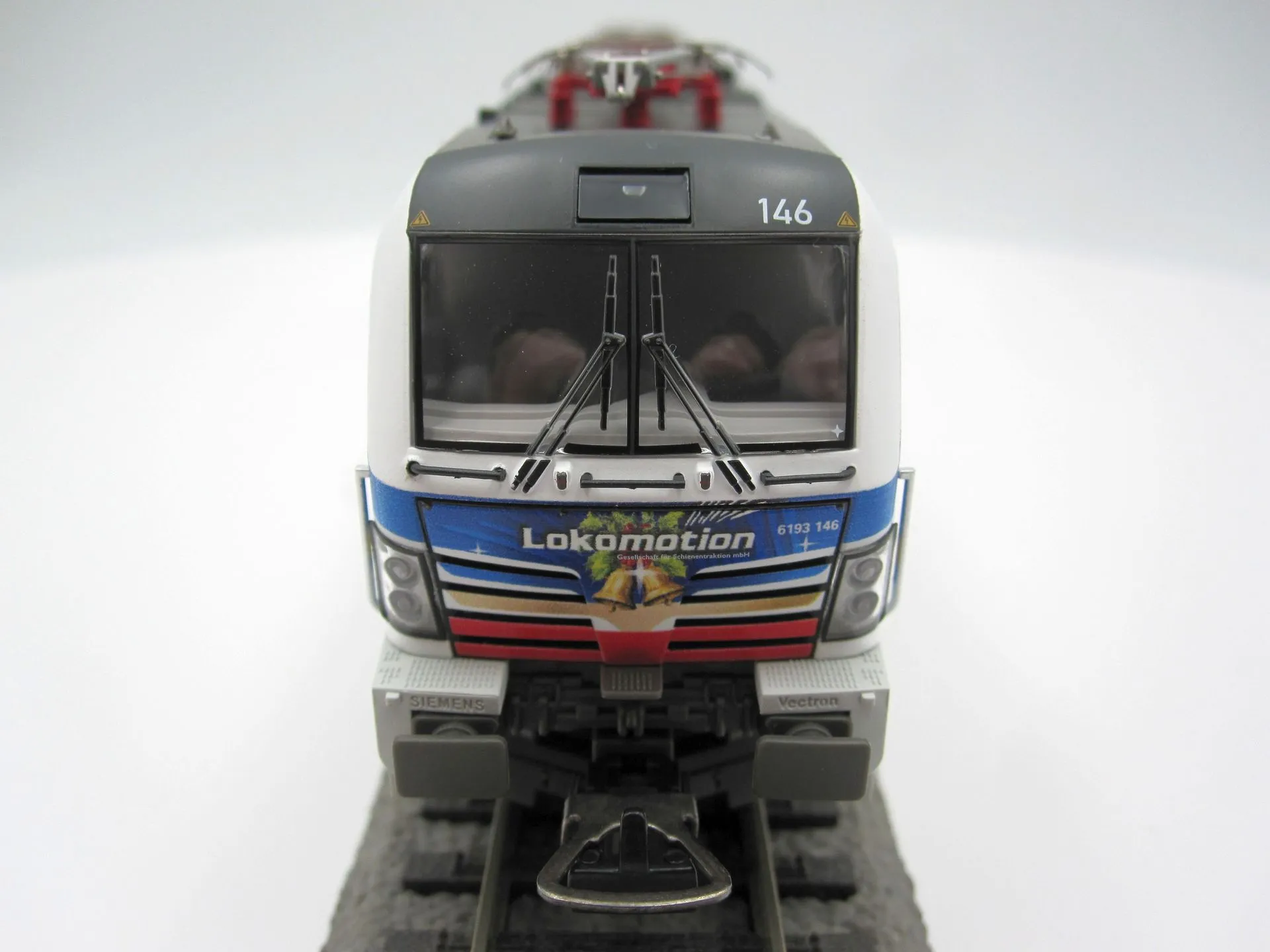 Piko 71355 - E-Lok Vectron Weihnachtslok Railpool Ep.VI H0/GL SOUND