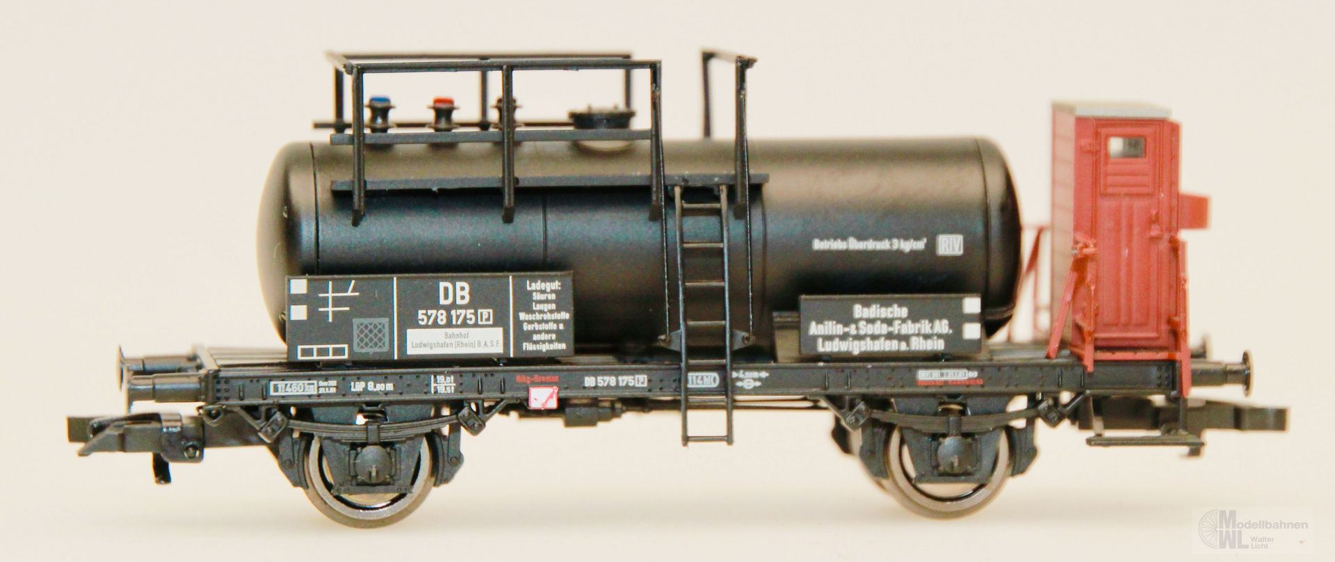 Liliput 235391 - Liliput - Kesselwagen DB Ep.III BASF H0/GL