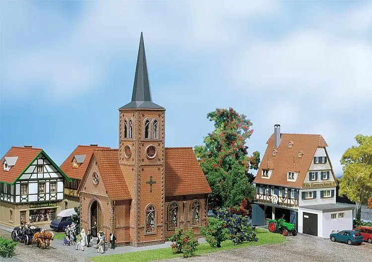 Faller 130239 - Kleinstadt-Kirche H0 1:87