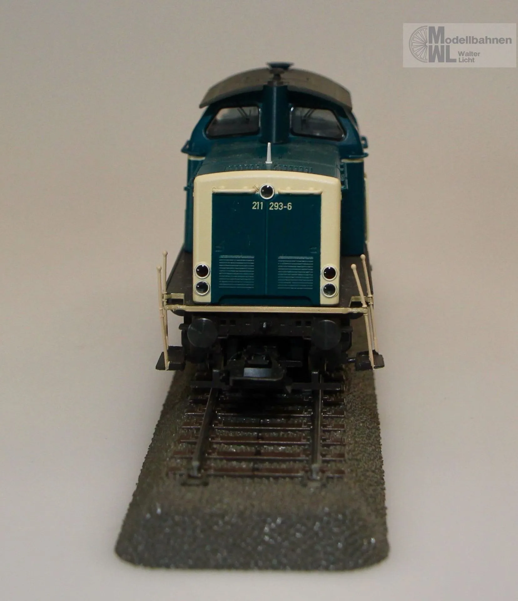 Märklin 37002 - MÄRKLIN - DieselloK BR 211 DB Ep.IV H0/WS Sound mfx
