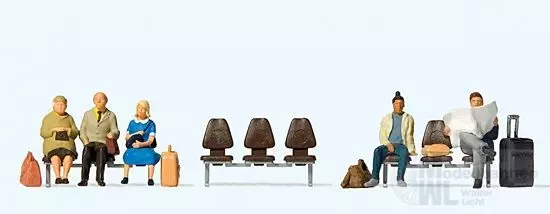 Preiser 10660 - Fünf wartende Reisende und drei Bänke H0 1:87
