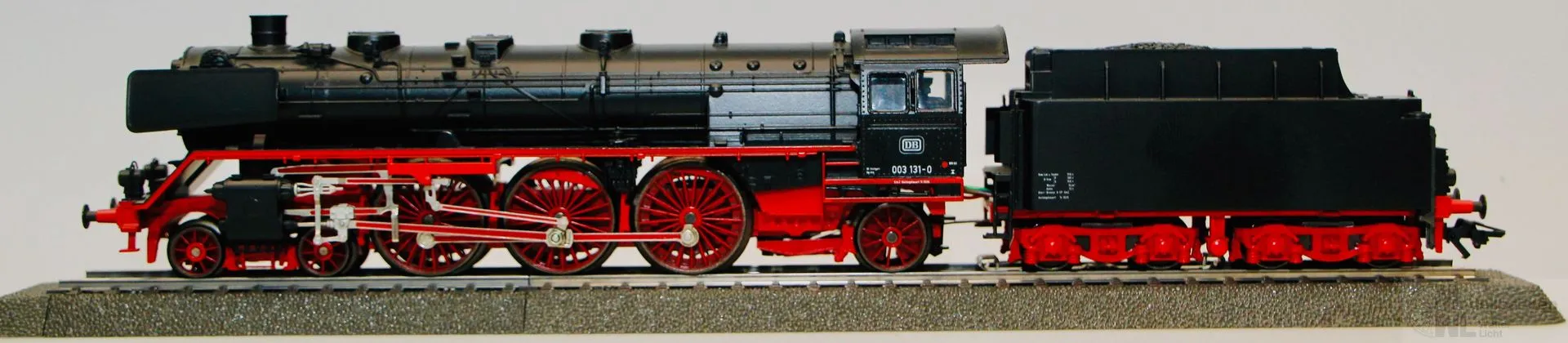 Märklin 3795 - MÄRKLIN - Dampflok BR 003 131-0 DB Ep.IV H0/WS Digital