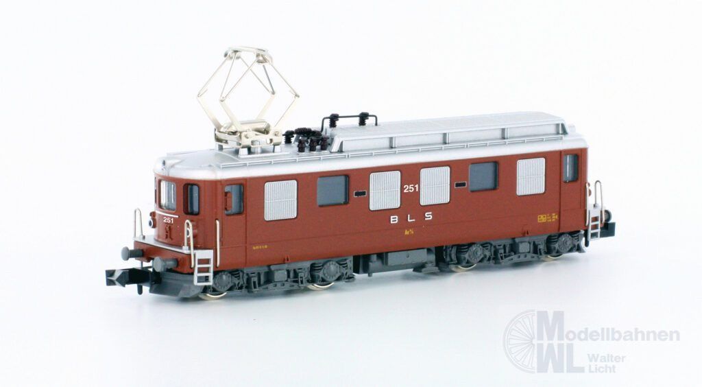 Kato 10503 - E-Lok Ae 4/4 BLS Ep.III/IV braun N 1:160