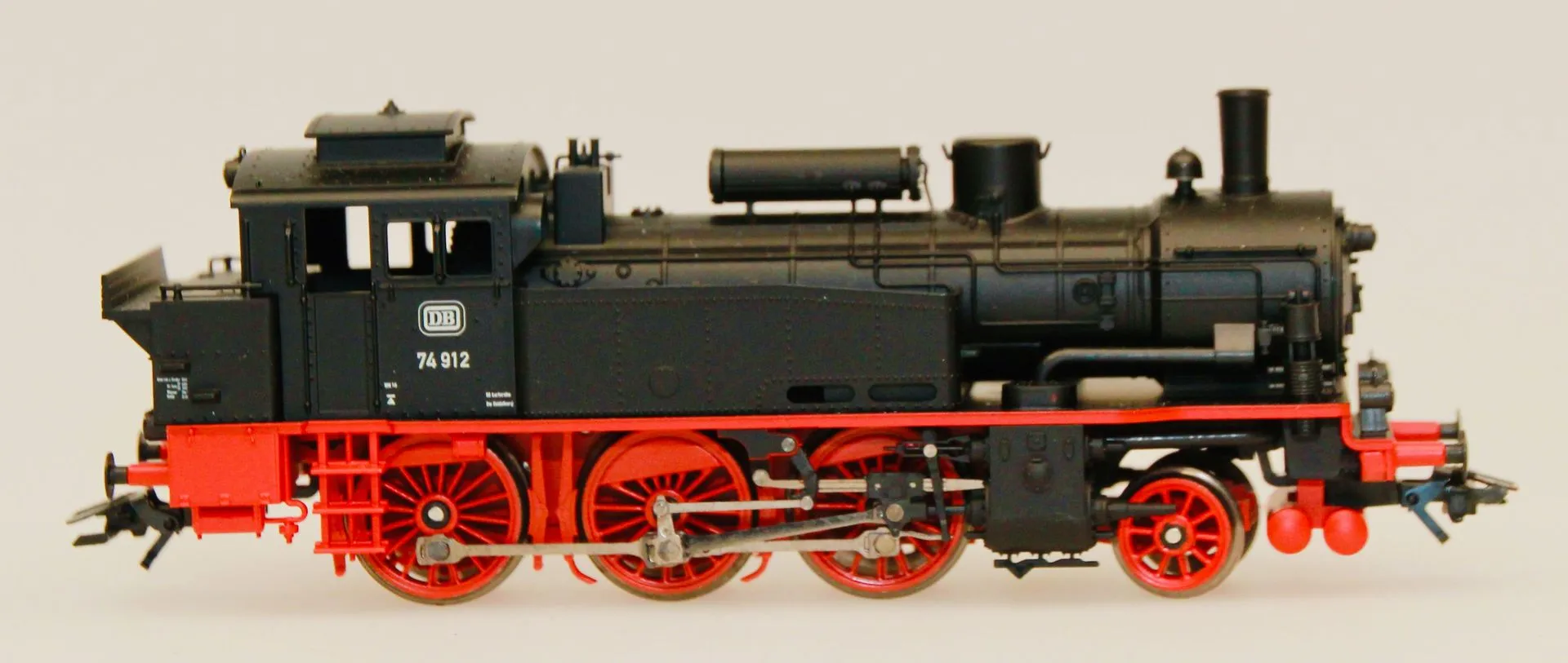 Trix 22854 - Trix - Dampflok BR 74 912 DB Ep.III schwarz H0/GL