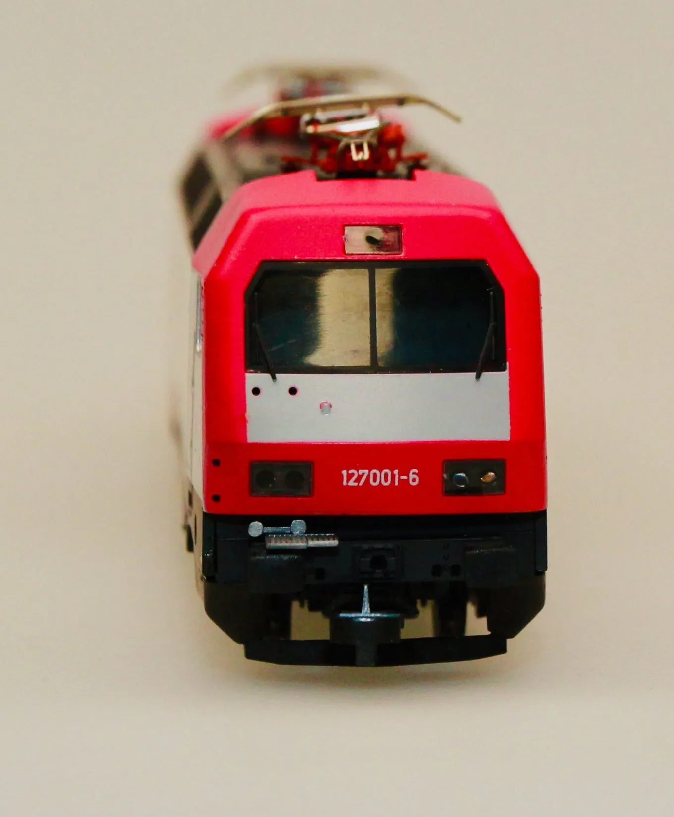 Lima 208412 - Lima - E-Lok BR 127 001- DB Eurosprinter silber/pink H0/GL
