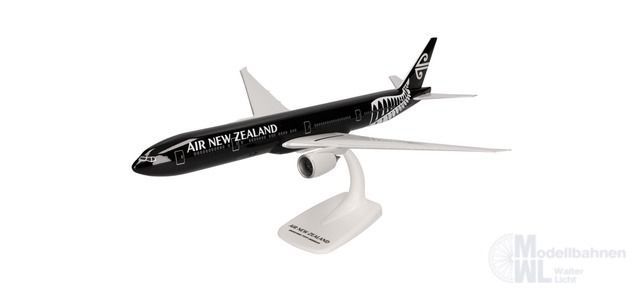 Herpa 612777 - Air New Zealand Boeing 777-300ER – ZK-OKQ All Blacks 1:200 Herpa 612777 - Air New Zealand Boeing 777-300ER – ZK-OKQ All Blacks 1:200