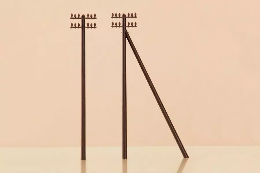 Auhagen 44600 - 12 Telegrafenmasten N 1:160