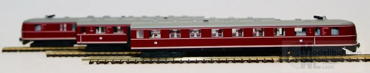 Hobbytrain 16063 - HOBBYTRAIN - Akku-Triebwagen VT 06 DB Ep.III rot 3.tlg. N 1:160