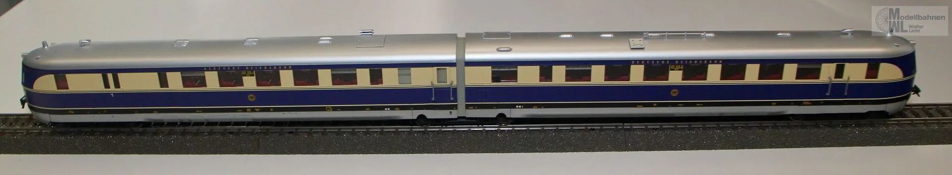 Märklin 37776 - MÄRKLIN - Dieseltriebzug SVT 137 DB Ep.VI H0/WS Sound mfx