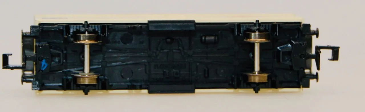 Fleischmann 8328 - FLEISCHMANN - Kühlwagen DB Ep.IV Apolinaris N 1:160
