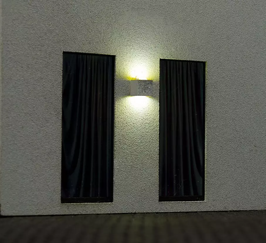 Viessmann 6026 - Wandleuchte modern LED warmweiss H0 1:87