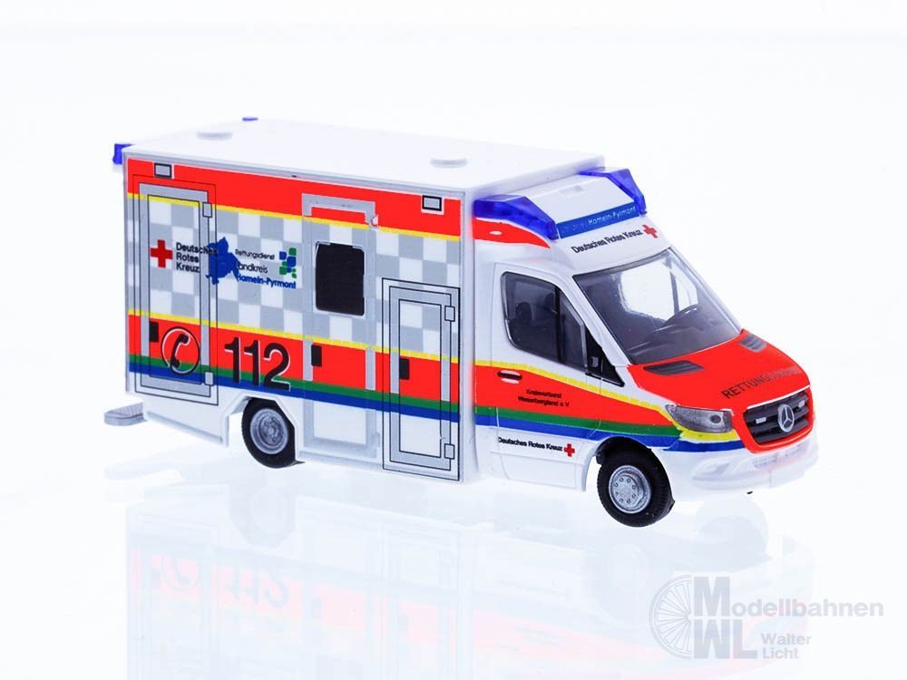 Rietze 76173 - Mercedes-Benz GSF RTW ´18 Rettungsdienst Landkreis Hameln-Pyrmont H0 1:87