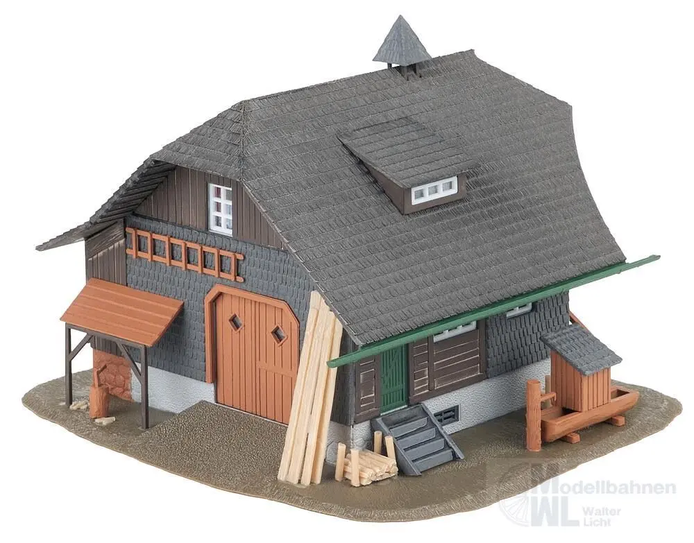 Faller 130010 - Jubiläumsmodell Schwarzwaldhaus mit Figur H0 1:87