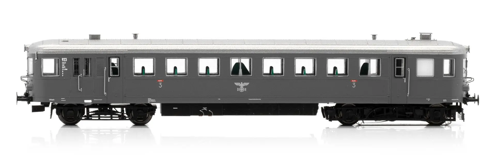 Jägerndorfer Modellbahn 23030 - Triebwagen Rh 5044.21 ÖBB Ep.IV creme/blau H0/GL