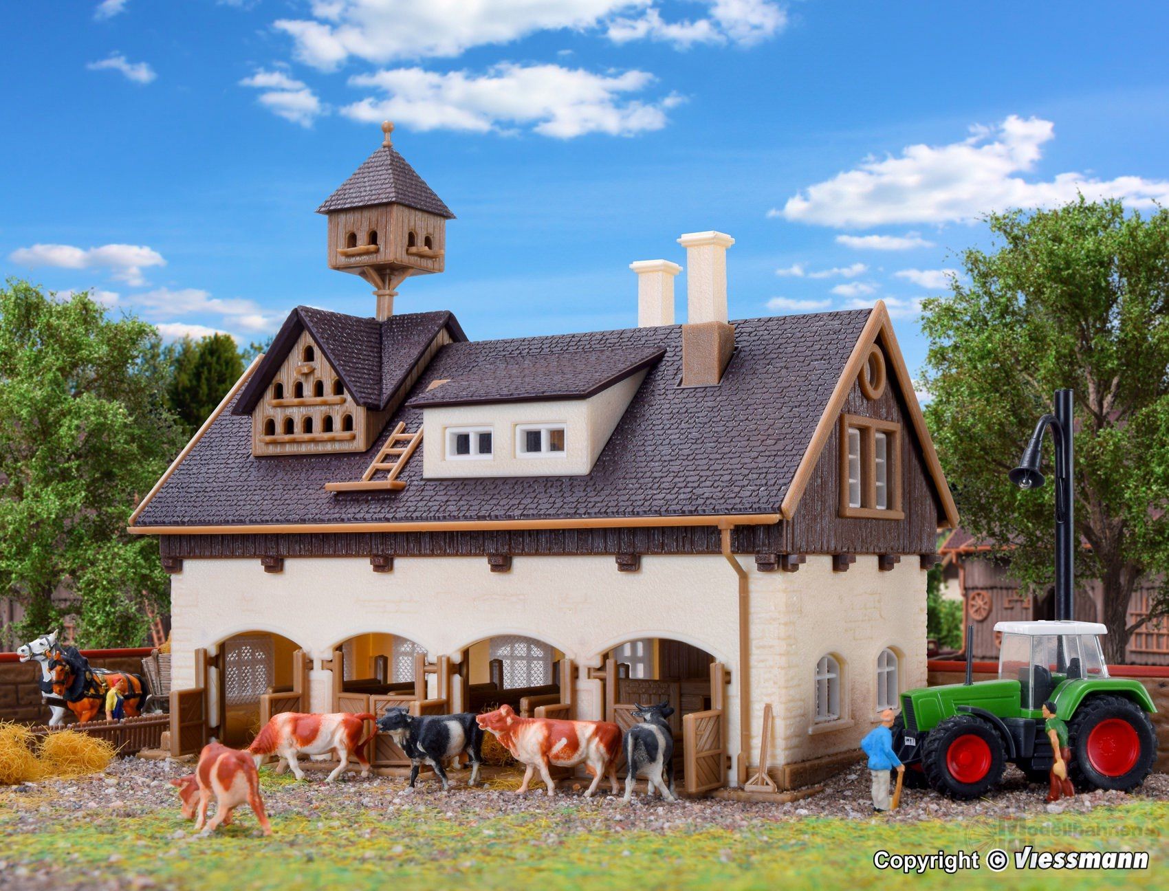Vollmer 47706 - Stall mit Taubenschlag N 1:160