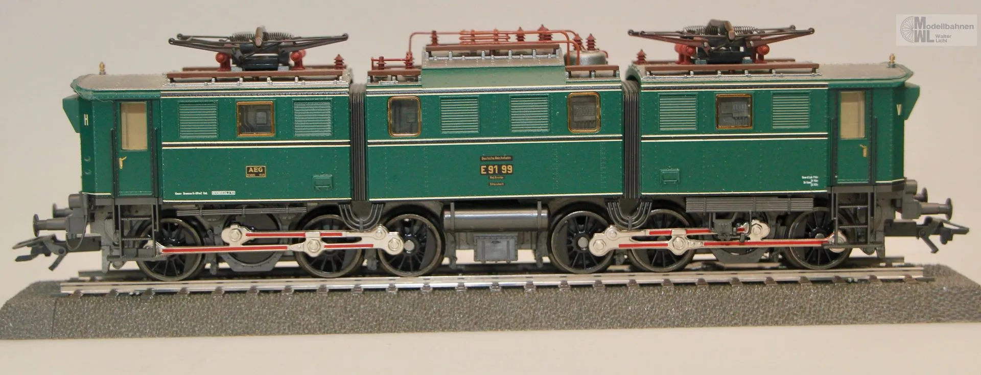 Märklin 37291 - MÄRKLIN - E-Lok E91 DRG Ep.II grün H0/WS Digital
