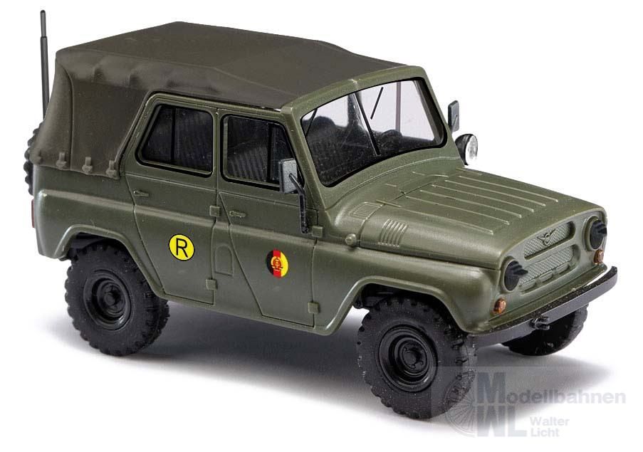 Busch 52117 - UAZ 469 NVA Regulier H0 1:87 Busch 52117 - UAZ 469 NVA Regulier H0 1:87