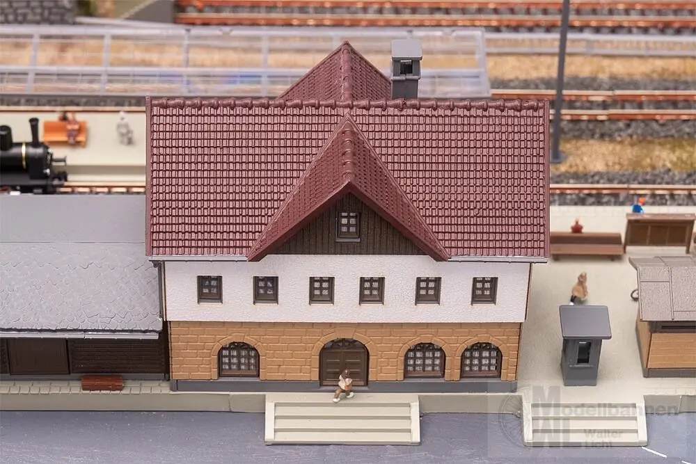 Faller 212129 - Bahnhof Steinbach N 1:160
