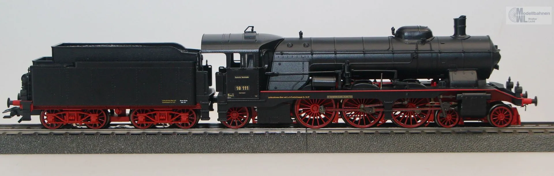 Märklin 37117 - MÄRKLIN - Dampflok BR 18.1 DRG Ep.II H0/WS Sound mfx