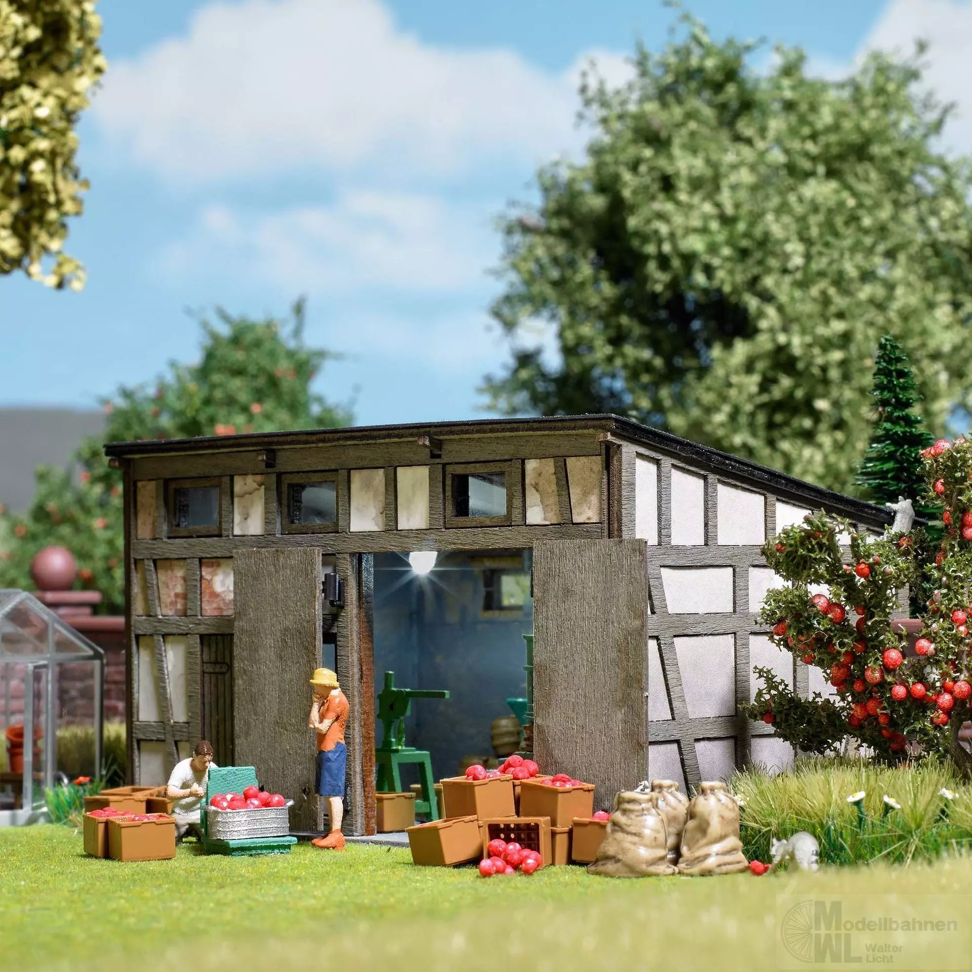 Busch 8793 - Verwittertes Nebengebäude TT 1:120