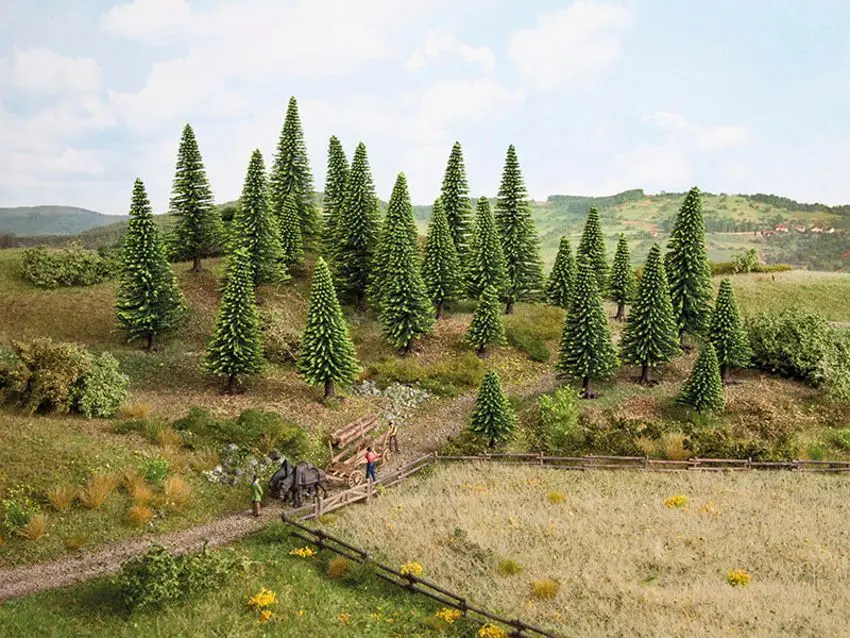 Noch 26827 - Modellfichten, extra-hoch 10 Stück, 16 - 19 cm hoch H0 1:87/TT 1:120