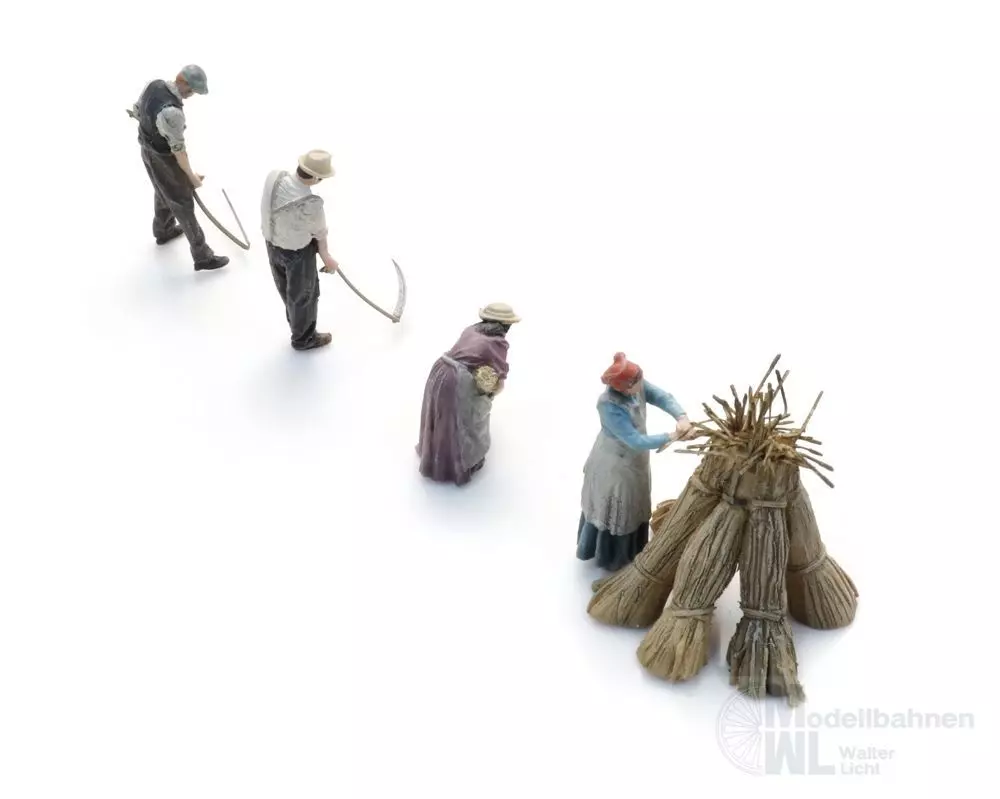 ARTITEC b.v. 5720021 - Weizenernte mit der Sense 1:72