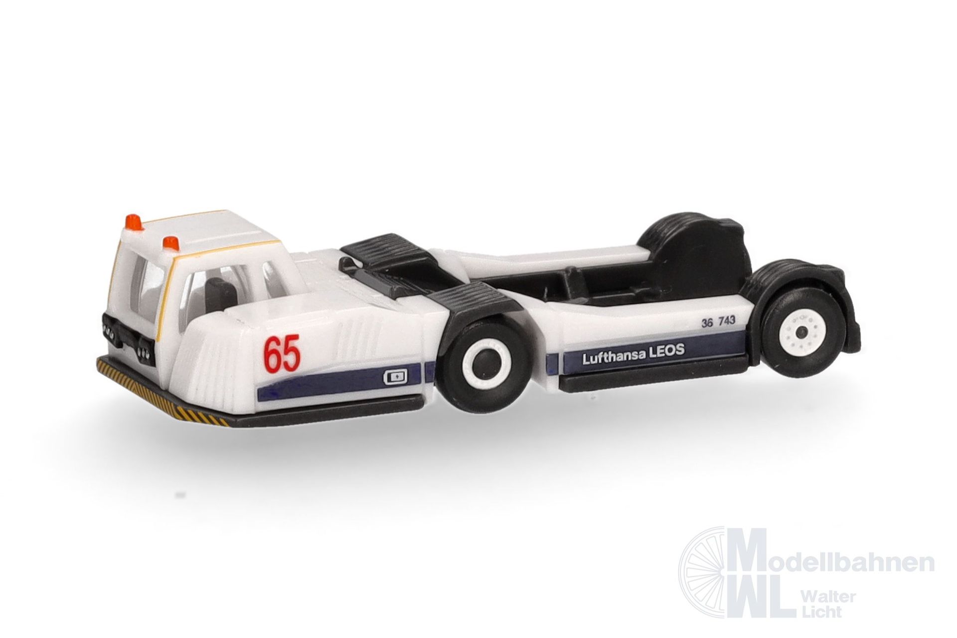 Herpa 573238 - Goldhofer AST-2 tractor LEOS 1:200 Herpa 573238 - Goldhofer AST-2 tractor LEOS 1:200