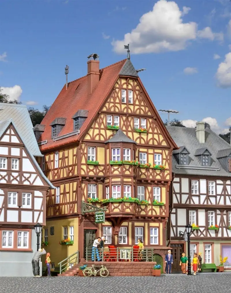 Kibri 38902 - Haus mit Erker in Miltenberg H0 1:87