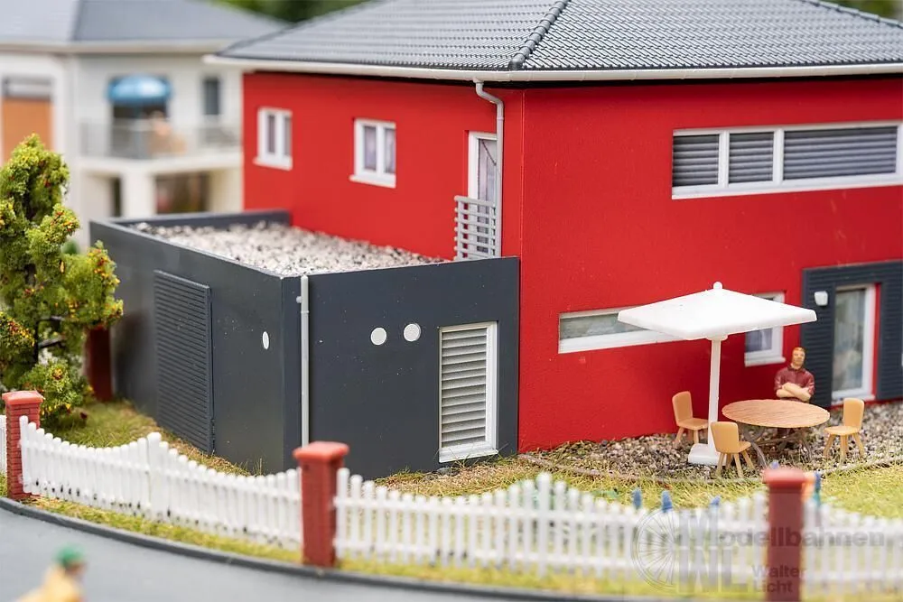 Faller 130743 - WeberHaus CityLife, rot H0 1:87