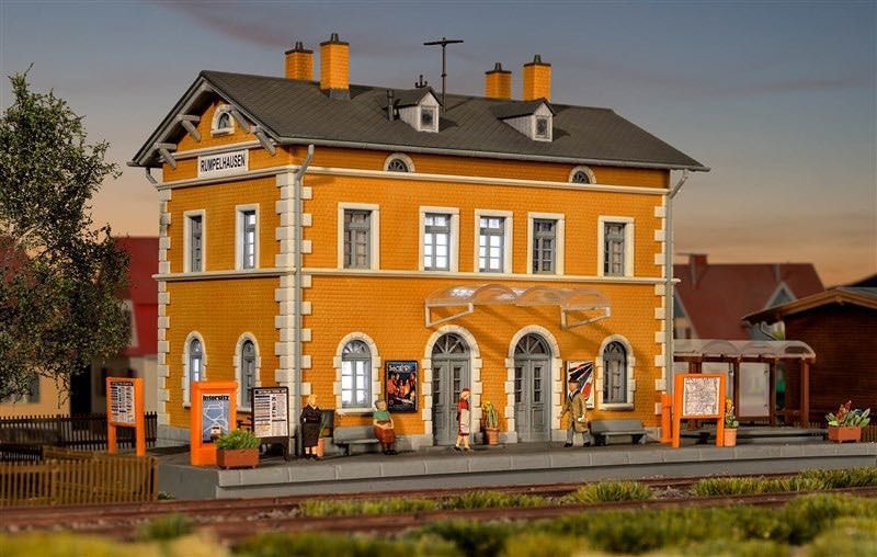 Kibri 39839 - Bahnhof Rumpelhausen H0 1:87