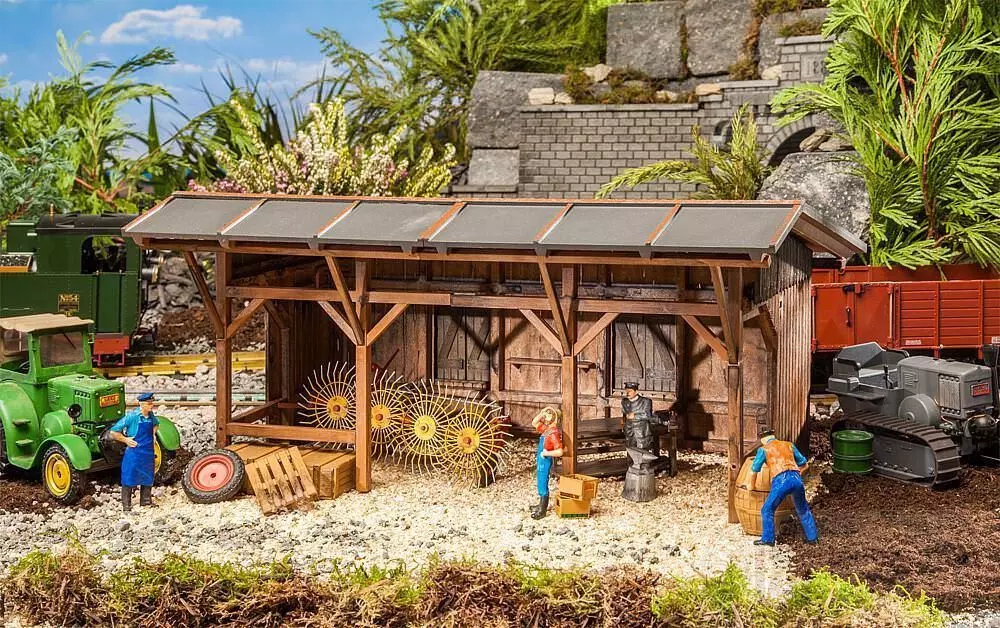 Pola 331088 - Maschinenunterstand Spur G 1:22,5