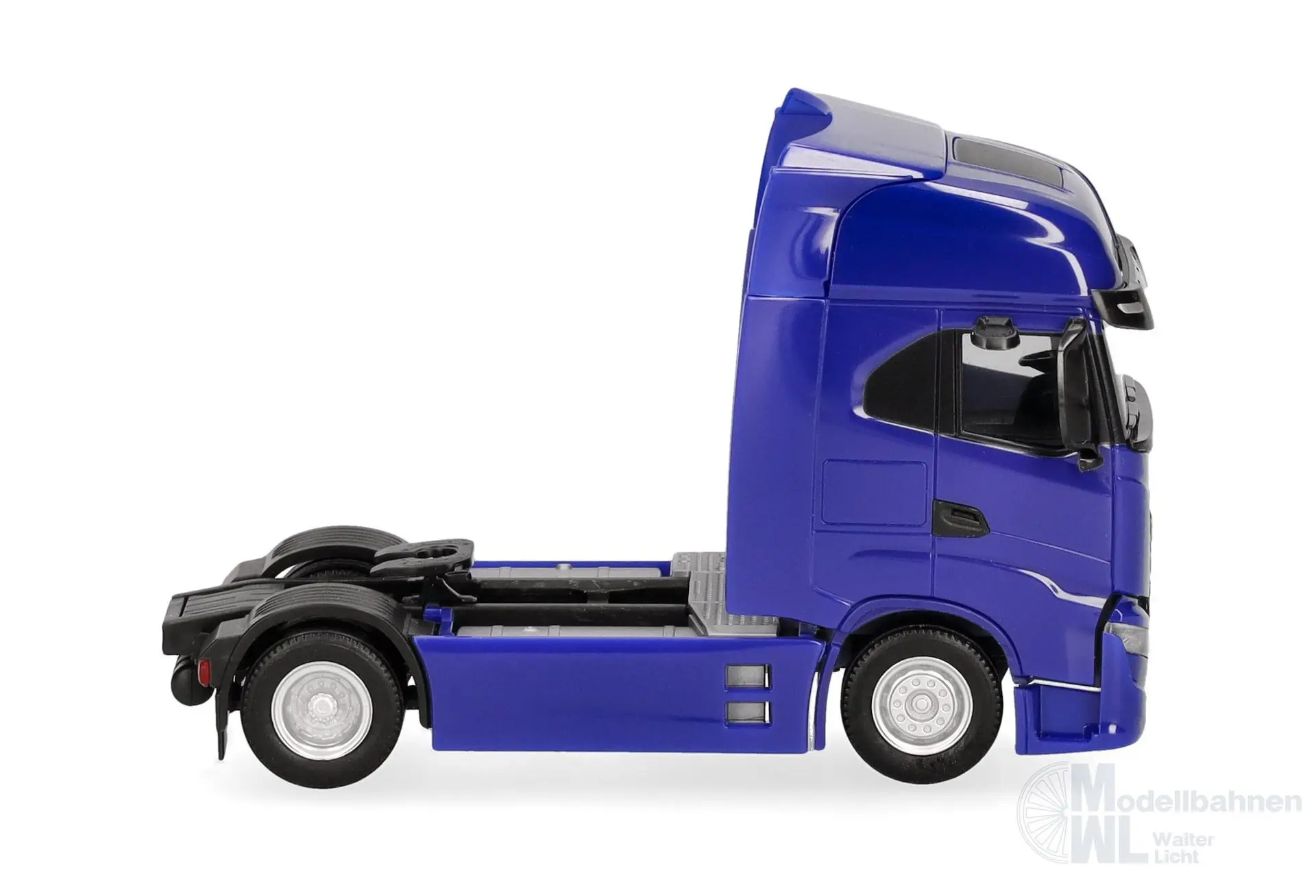 Herpa 319461-002 - Iveco S-Way facelift Zugmaschine 2achs ultramarinblau H0 1:87