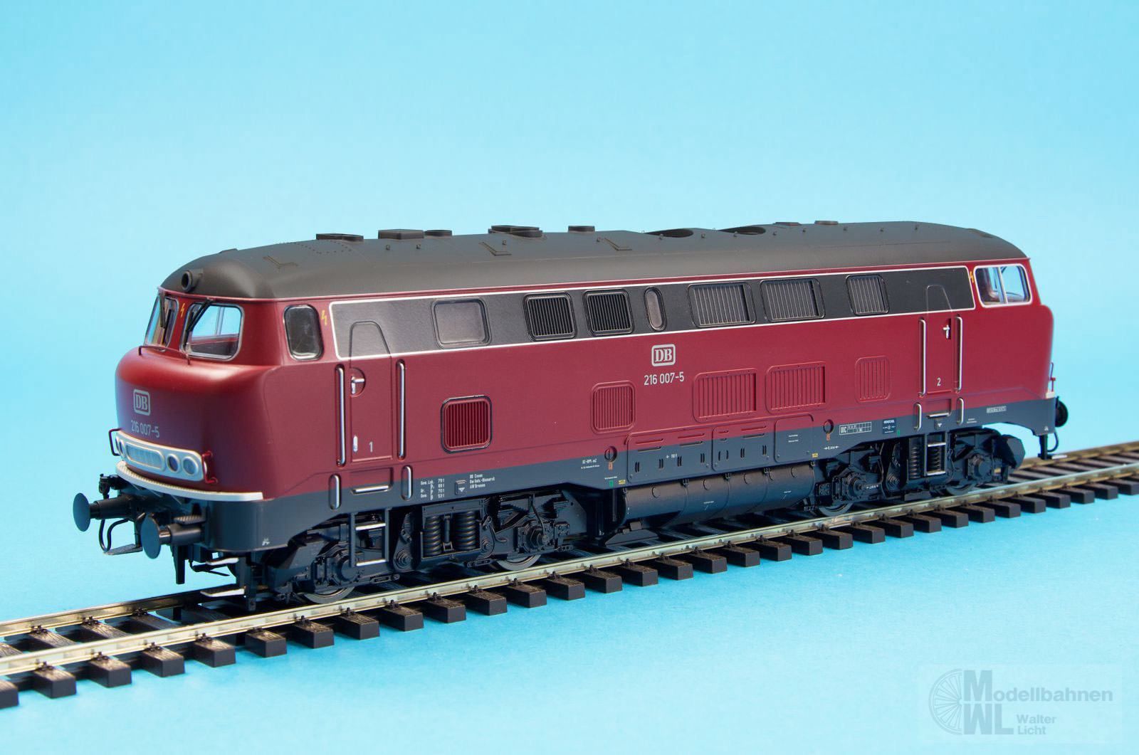 Lenz 40163-04 - Diesellok V 160 Lollo DB Ep.IV rot / umbragraues Dach Spur 0 Lenz 40163-04 - Diesellok V 160 Lollo DB Ep.IV rot / umbragraues Dach Spur 0