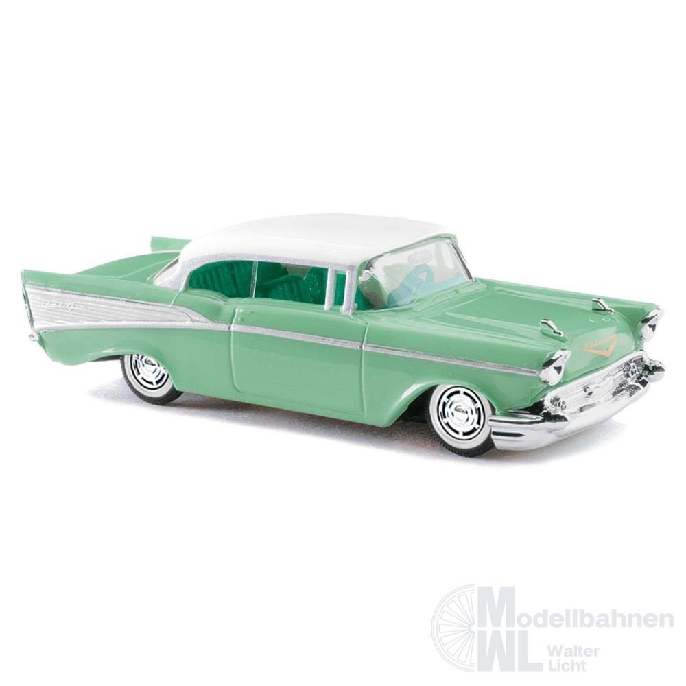 Busch 45024 - Chevrolet Bel Air Limo grün H0 1:87