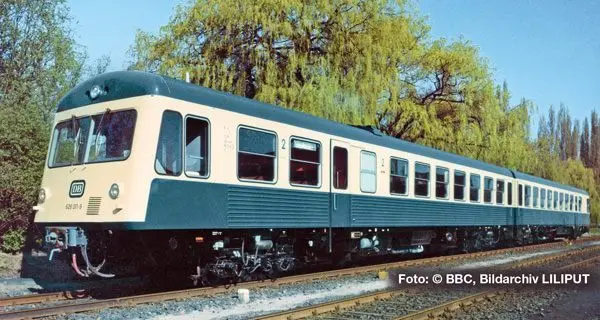 Liliput 163215 - Triebwagen BR 628 001-0/628 011-9 DB Ep.IV ozeanblau Kempten Lindau N 1:1