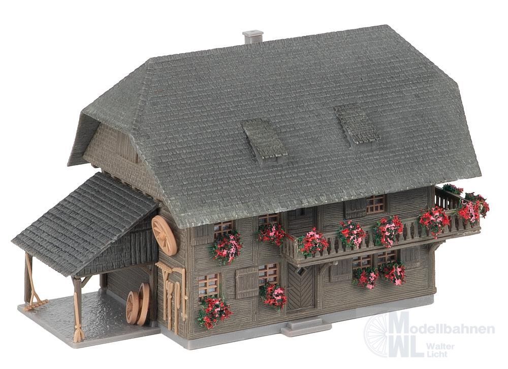 Faller 232011 - Jubiläumsmodell Uhrenmacherhäusle mit Figur N 1:160