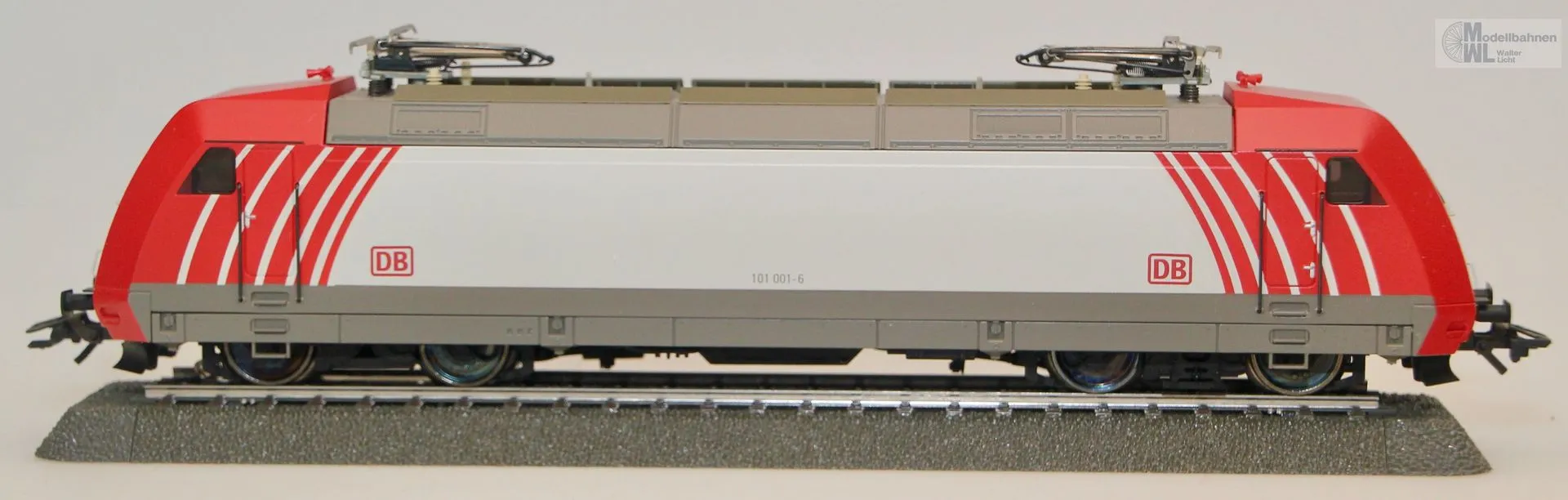 Märklin 37372 - MÄRKLIN - E-Lok BR 101 DB Ep.VI Designstudie H0/WS Digital