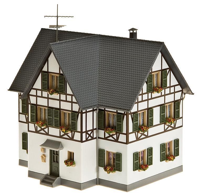 Faller 130259 - Fachwerk-Zweifamilienhaus H0 1:87