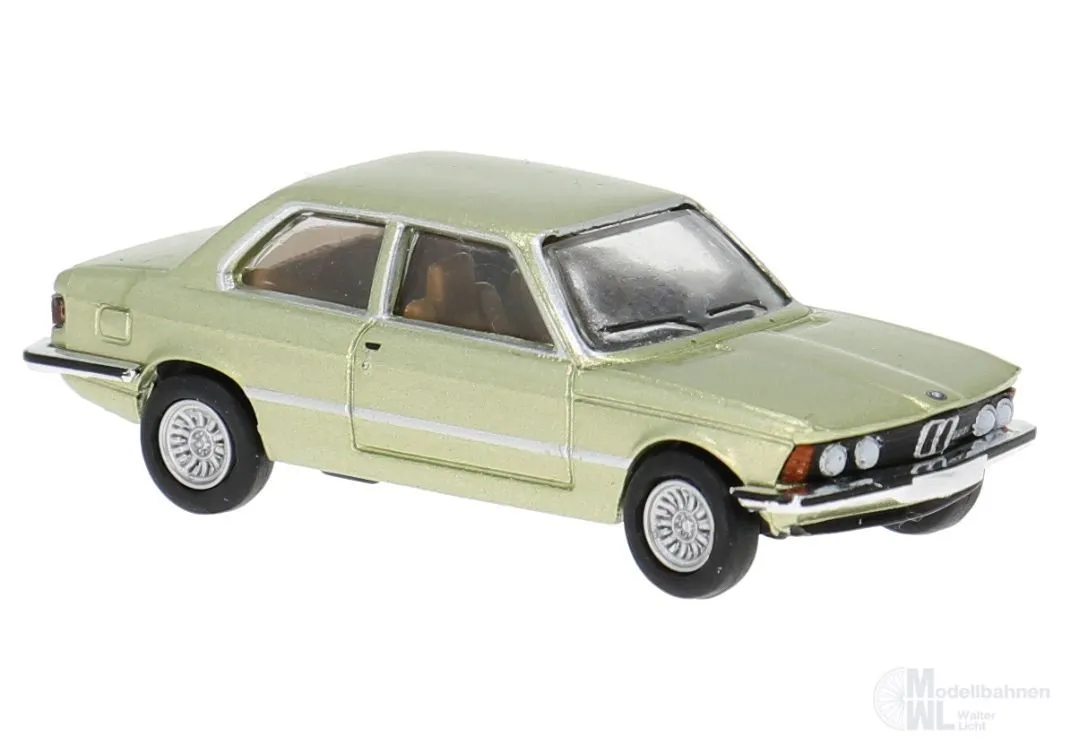 Brekina 24306 - BMW 325i in hellgrün-metallic H0 1:87