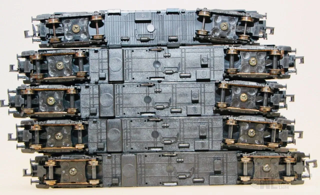 Hobbytrain 20500 - HOBBYTRAIN - Rheingold Wagen Set DRG Ep.II 5.tlg. mit Tischbeleuchtung N 1:160